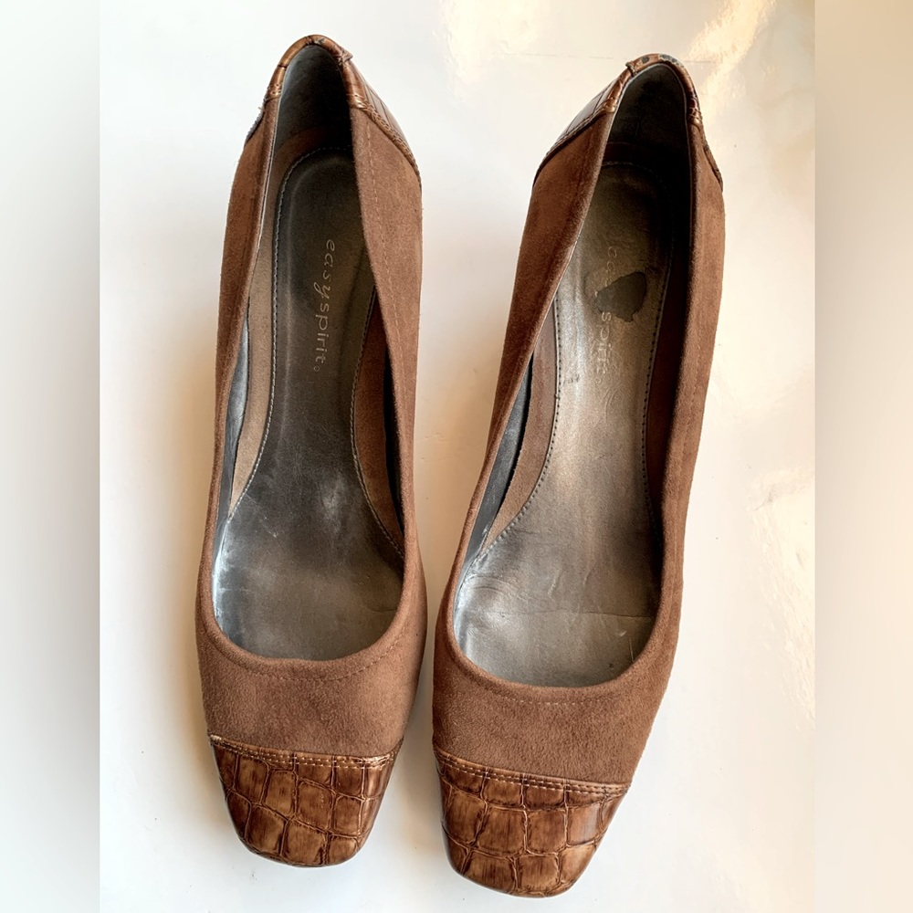 Easy Spirit Brown Suede Shoes 7